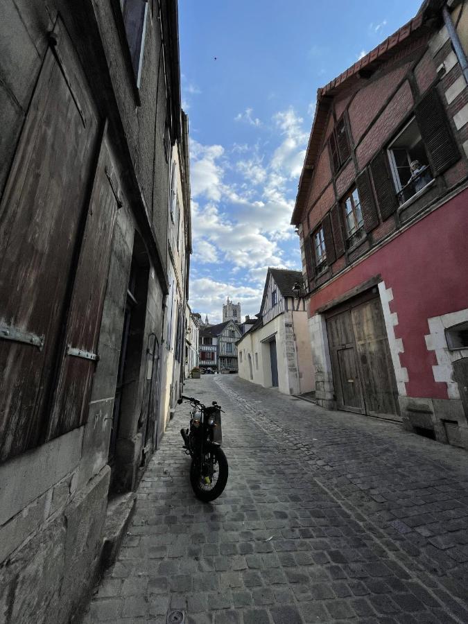 Appartement Le Coche D'Eau Auxerre Les Quais Luaran gambar